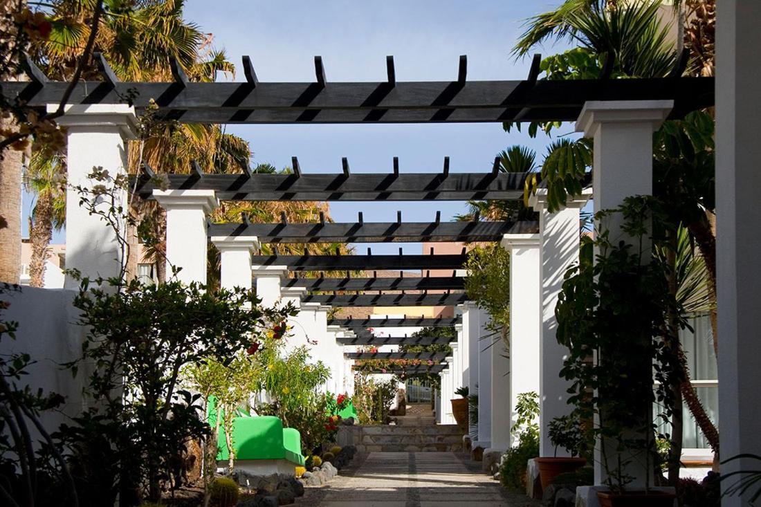 Aparthotel Esquinzo Y Monte Del Mar Playa De Esquinzo Exterior photo